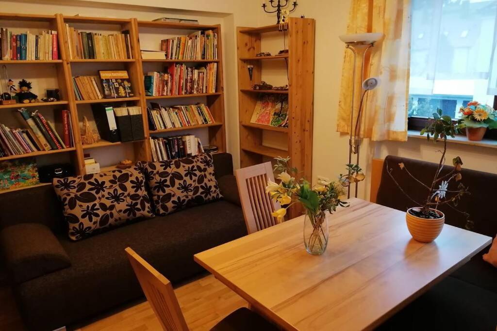 Beste Lage Im Zentrum Und Am Hofgarten 150Qm Mit Klima, 2Xbalkon, Aufzug, Familienfreundlich Bayreuth Extérieur photo